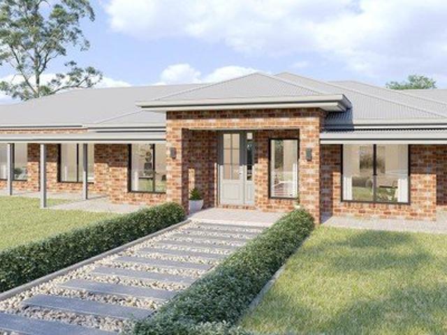 A Generous Block. An Exceptional Home
