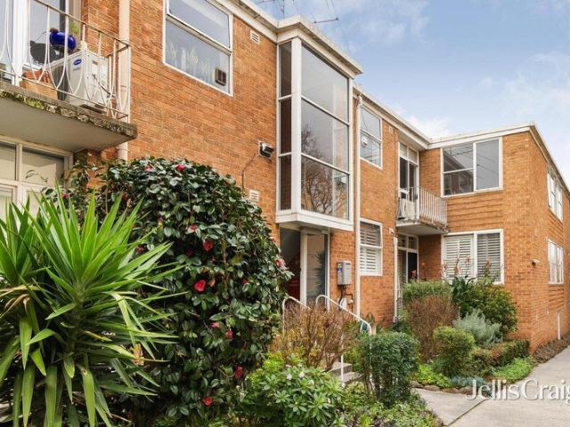 A generous top floor gem