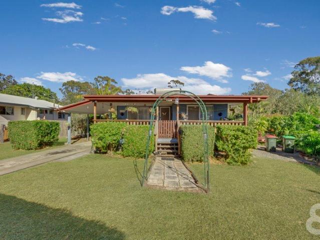 A Generous 1,001m² Opportunity in the Heart of Toolooa