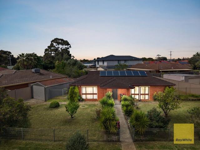 A Generous 659m² Allotment with Endless Potential!