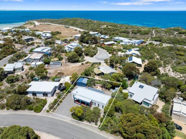 A genuine Marion Bay holiday home with income already in place