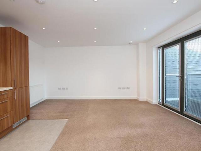 A good size property, with a spacious balcony. There is an allocated parking space too!