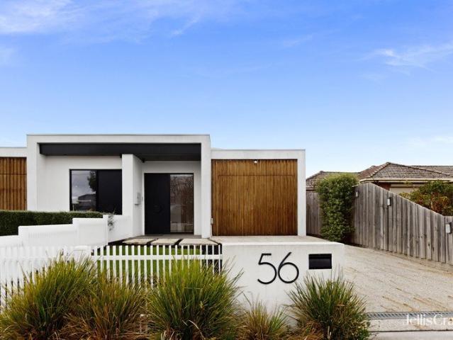 A Gorgeous & Modern Three Bedroom Home