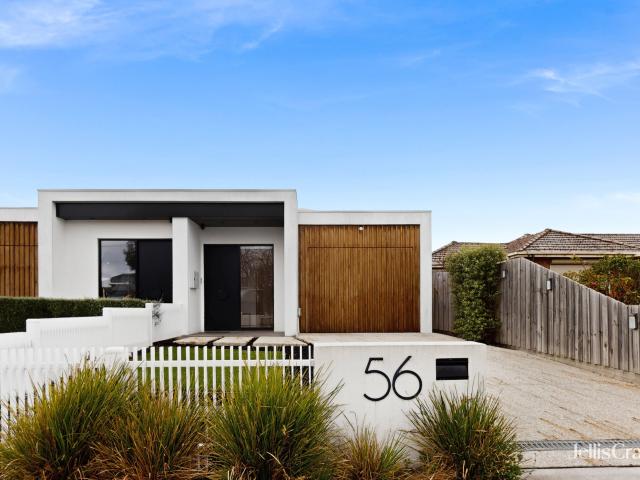 A Gorgeous & Modern Three Bedroom Home