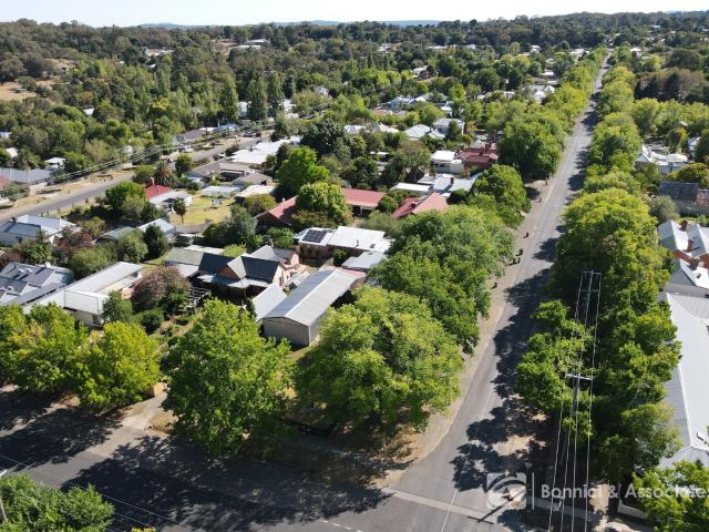 A Grand Opportunity in Historic Beechworth