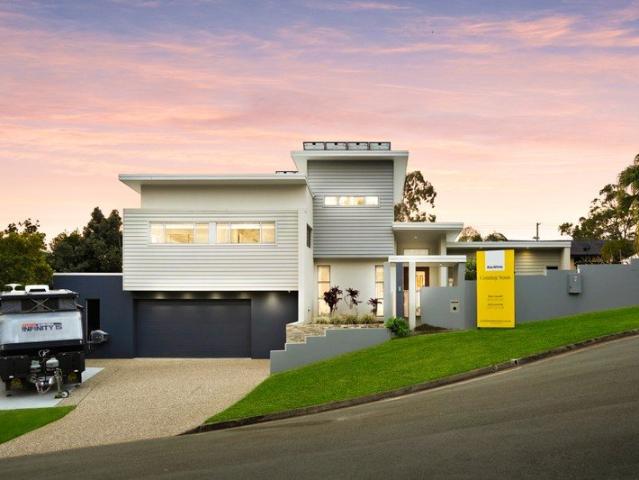 A Grand Ashmore Residence Designed for Family Living & Entertaining