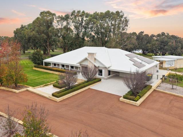 A Grand Country Estate Designed for the Way You Want to Live!