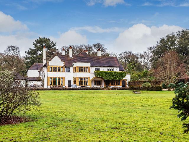 A Grand Country House with Parkland, Guest Accommodation and a Pool