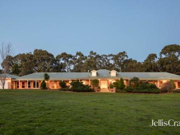 A Grand Estate, Featuring Versatility on Privately Set Acreage