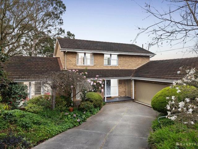 A Grand Family Residence with Unrivalled Parkland Outlooks