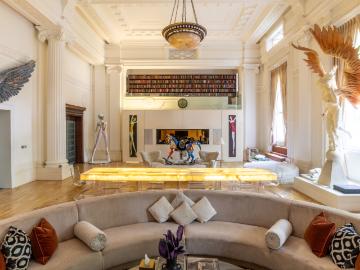 A Grand Four Bedroom Residence in the Former New River Company Headquarters