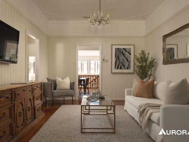 A Grand Hawthorne Queenslander with Timeless Character and Exceptional Dual Living Flexibility