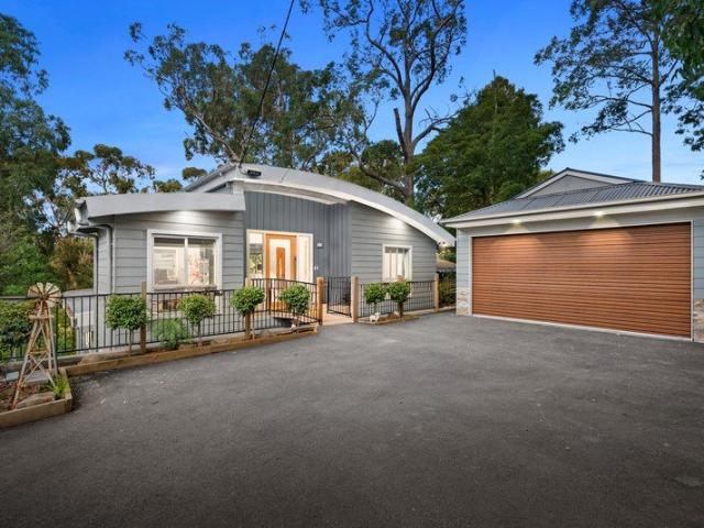 A Grand Hillside Retreat on 2149sqm Approx
