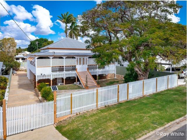 A Grand Queenslander Offering Space, Style & Versatility