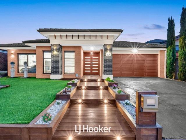 A Grand Statement of Luxury, Space & Unrivalled Family Living!