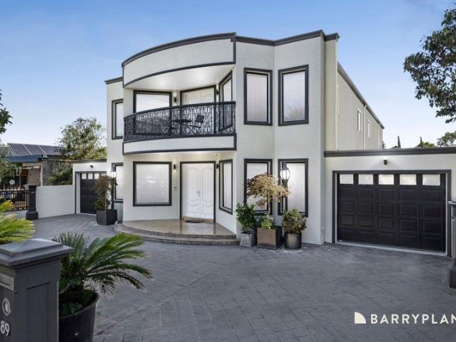 A Grand Statement of Scale, Luxury & Family Living in the Heart of Sunshine