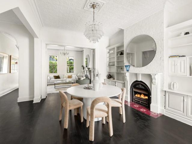 A Grand Victorian Italianate Terrace Between Oxford Street And Five Ways