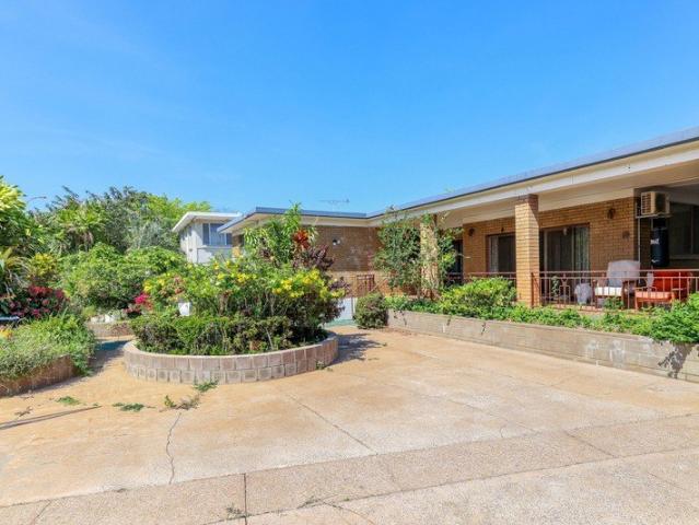 A HUGE 1,080SQM NIGHTCLIFF LANDHOLDING WITH LMR ZONING & ENDLESS POTENTIAL