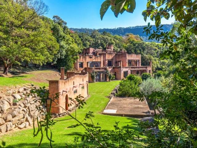 A Hacienda in Harmony Soulful Living with a Pacific Horizon