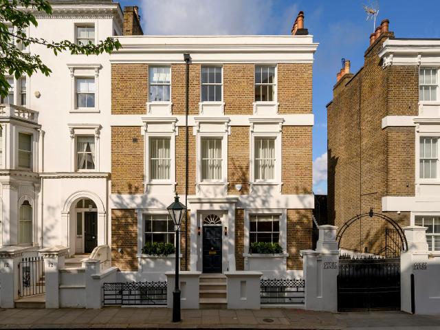 A Handsome Townhouse on Palace Gardens Terrace