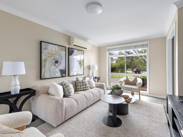 A Haven of Quiet Convenience & Low Maintenance Family Comfort