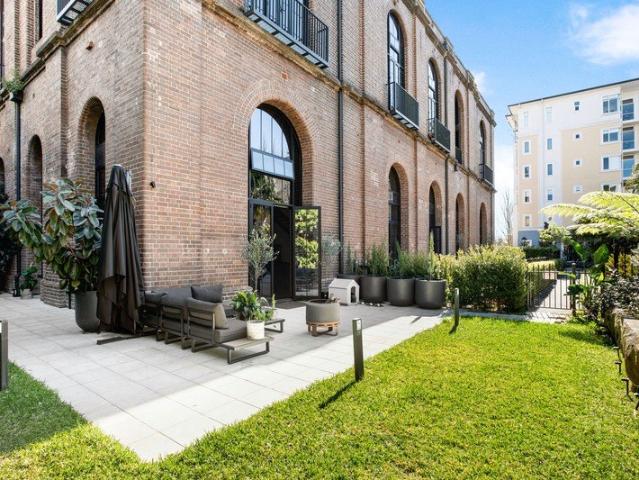 A heritage garden loft in the building that completed Breakfast Point