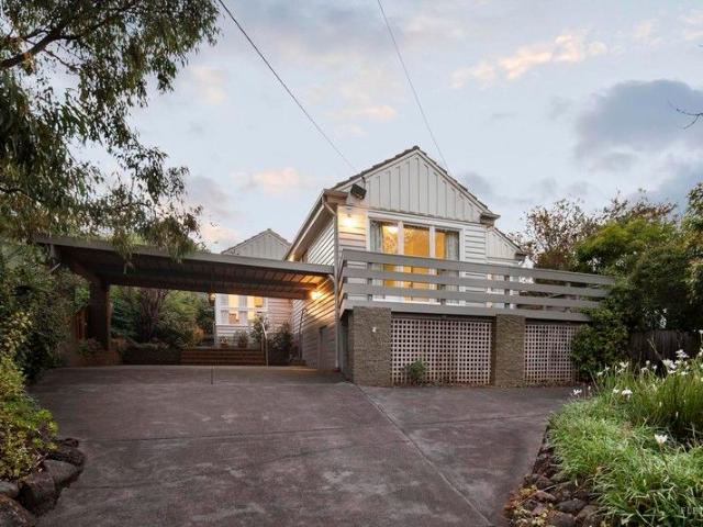 A high set original with views of the Dandenongs
