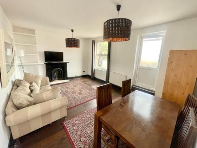 A High Street, London, E15 1 bed apartment to rent £1,900 pcm £438 pw