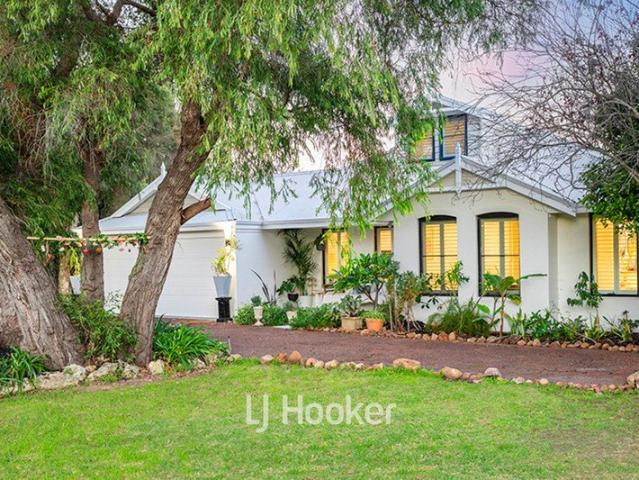 A Hidden Fairway Retreat With Soul, Space & Effortless Style