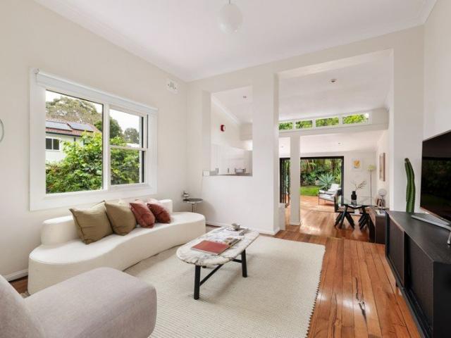 A hidden garden oasis over two levels