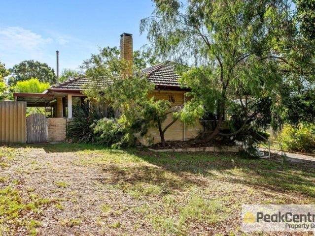 A Hidden Gem in Coolbellup Awaits!