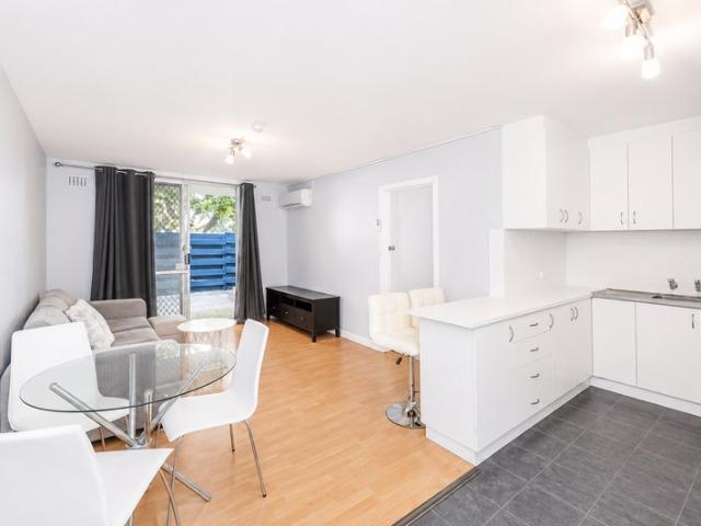 A Hidden Gem in Hector Gardens with a Courtyard to Match