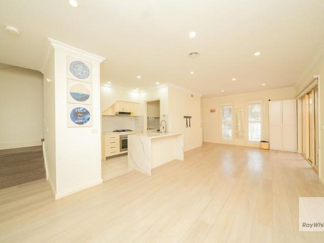 A hidden gem in the Box Hill High zone Renovated Townhouse with Two Bedrooms plus a Study Nook