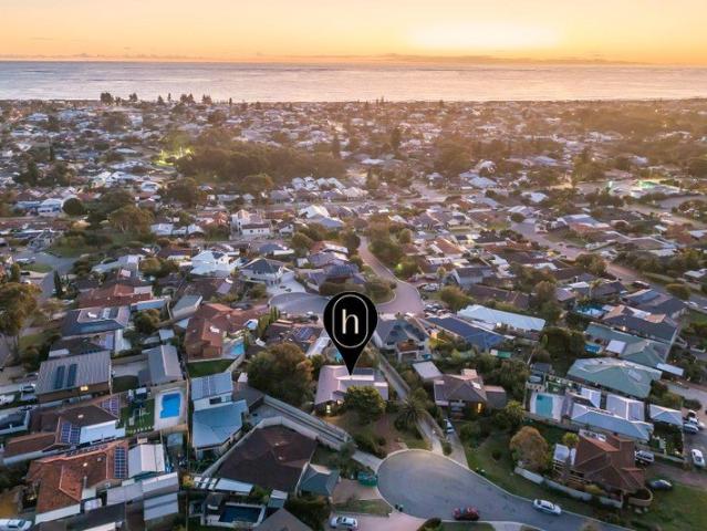 A Hidden Gem in the Heart of Mullaloo Endless Potential on a Beautiful Family Block