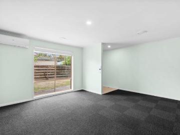 A Hidden Gem with 4 Bedrooms!