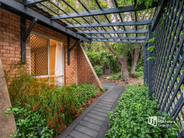 A Hidden Sanctuary Beautifully Renovated, Naturally Serene