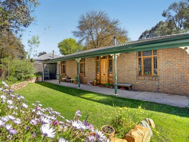A Hills Lifestyle with Space to Spare