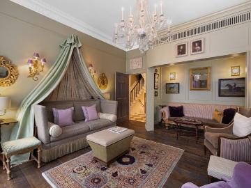 A Historic Marylebone Townhouse with Boutique Hotel Services