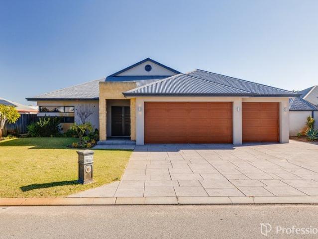 A Home Crafted for Family Life Waiting for You in The Vines