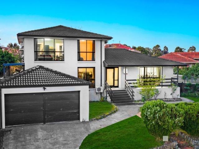 A Home Built for Family Living in Narre Warren