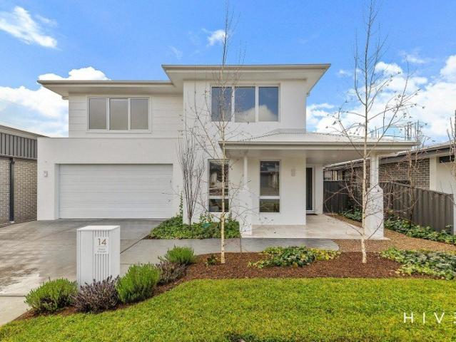 A home defined by light, scale and thoughtful design