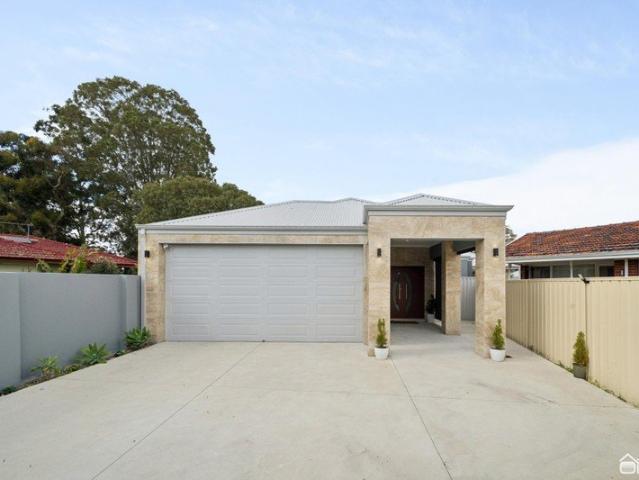 A 2025 HOME DESIGNED AND BUILT FOR EASY LIVING