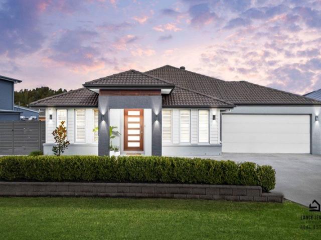 A HOME FOR EVERYONE STYLE, SPACE & RESORT STYLE OUTDOORS