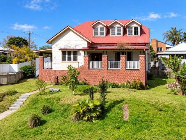 A Home Full of Possibilities in East Kempsey!
