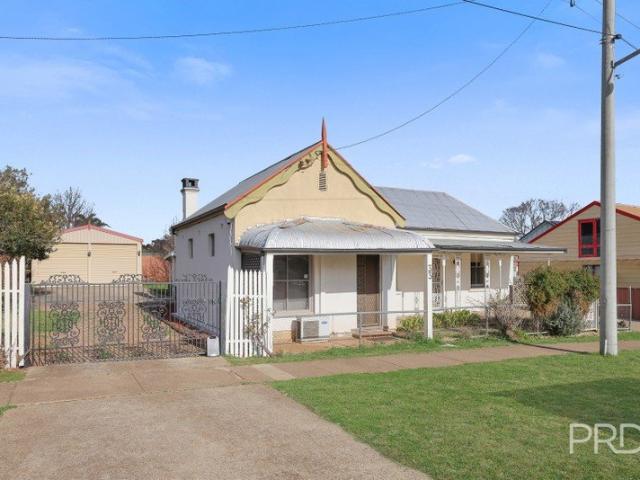 A Home In Central East Tamworth Ready for Its Next Chapter!