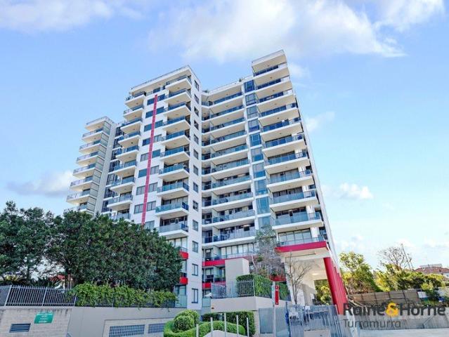 A Home in the Sky Rare 3 Bedroom Split Level Penthouse Living Above Hornsby