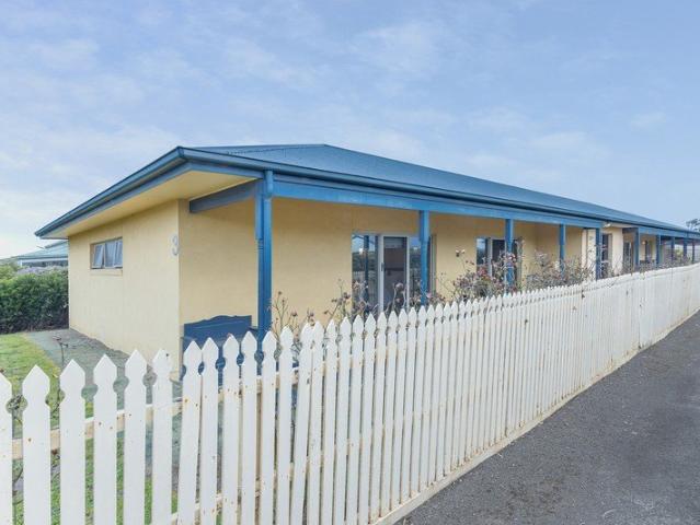 A Home of Grand Proportions in the Heart of Koroit