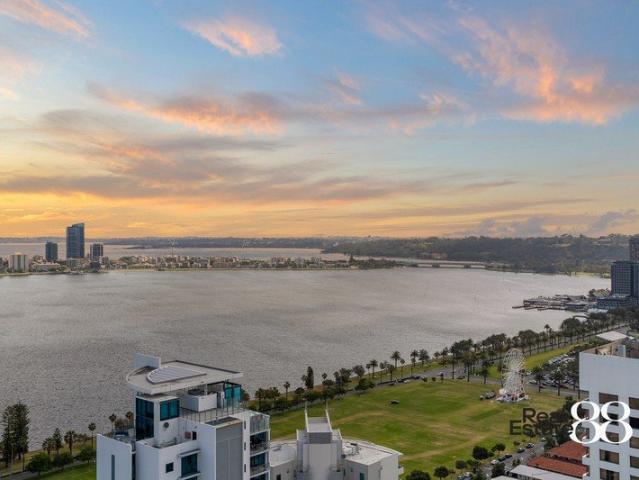 A Home With a View You Can't Replace