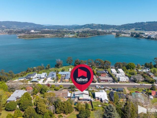 A Home with Heart, Space and Mersey River Views