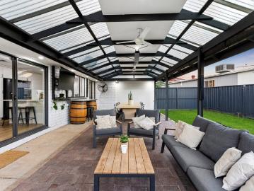 A Home with nothing to do, that just feels right!